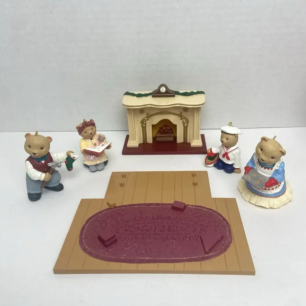 Hallmark The Bearingers Christmas Complete Set with boxes 1993, 5 piece Set